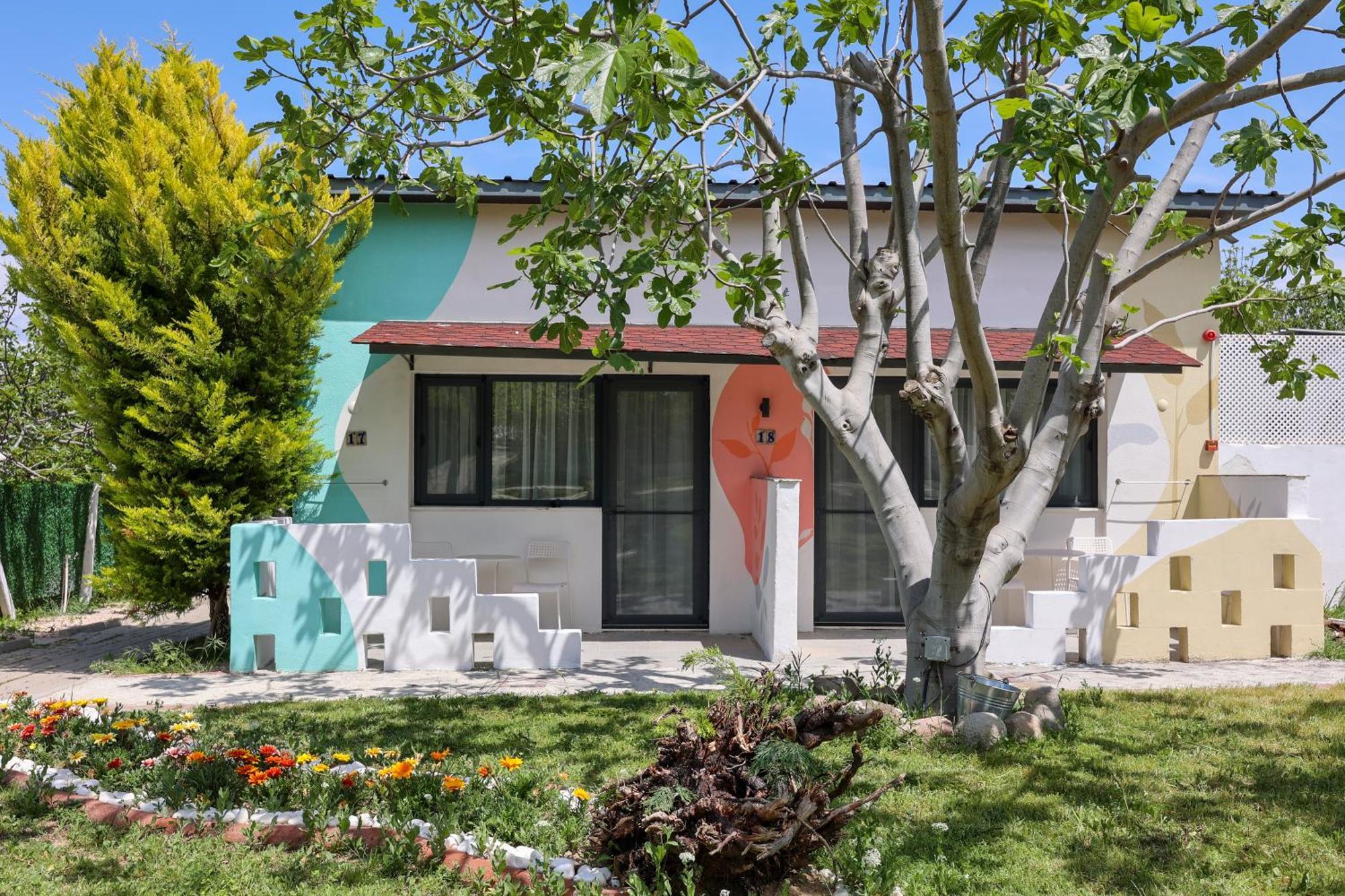 Enki Suess Alacati Exterior photo
